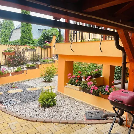 Holiday home Goldapartman Banska Stiavnica