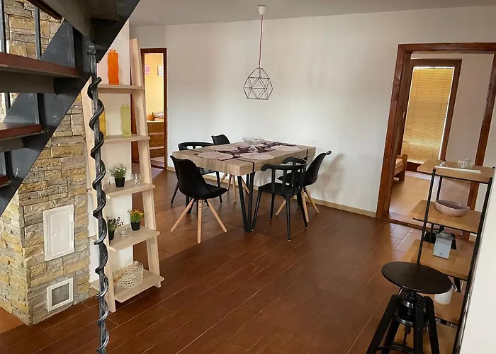 בית נופש Goldapartman *