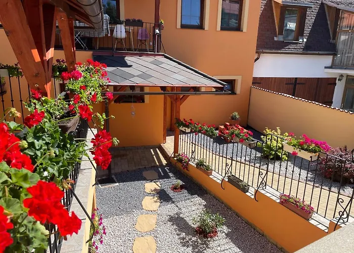 Semesterbostad Goldapartman Banská Štiavnica