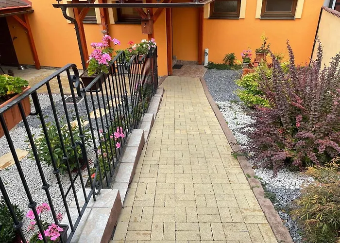 Goldapartman בית נופש *